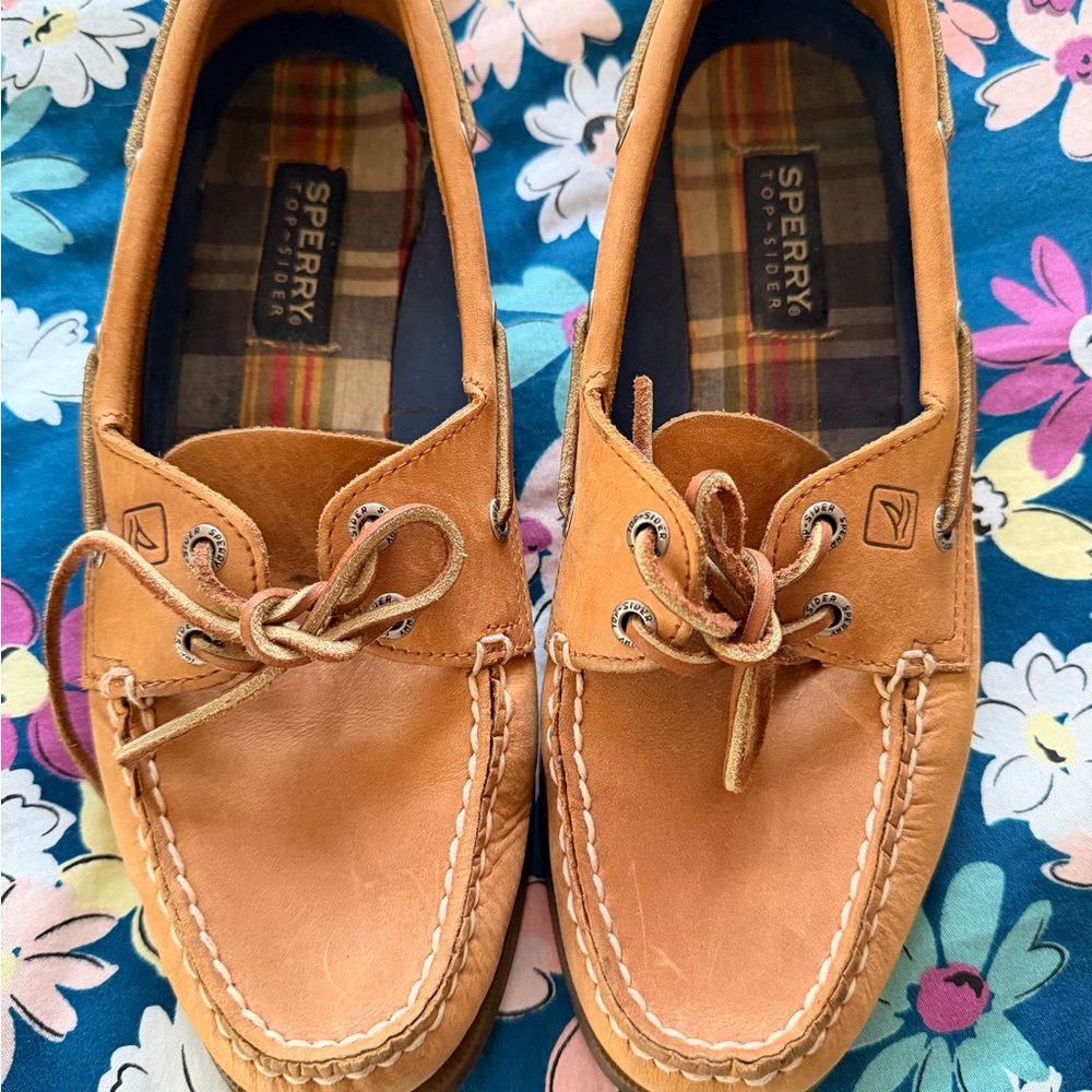 Sperry’s Light Brown Boat Shoes
